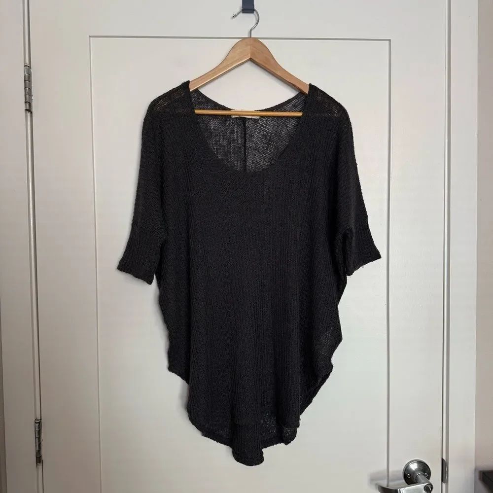 Staring at Stars Anthropologie Boxy Top M Gray Open Knit Scoop Neck Short Sleeve